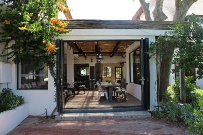 وجویو کونتری هوس اند اسپا