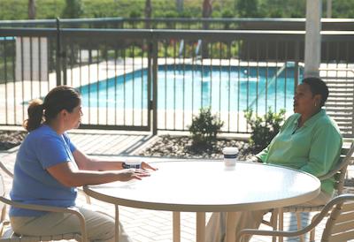 هامپتون این اند سویتز اُکالا-بلویو