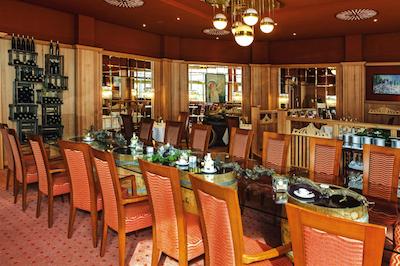 استیجنبرجر هتل اند اسپا باد پیرمنت