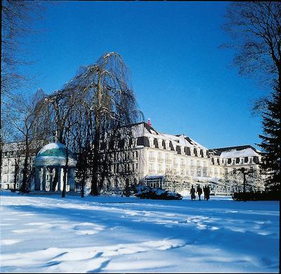 استیجنبرجر هتل اند اسپا باد پیرمنت