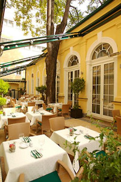 هتل استفانی