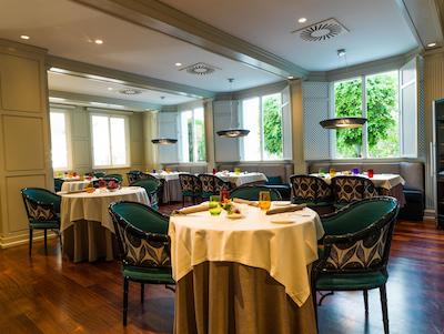 منارک سولتن اپاردتل