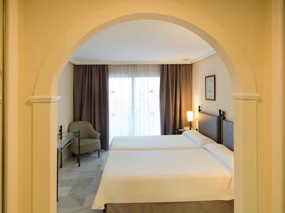 منارک سولتن اپاردتل