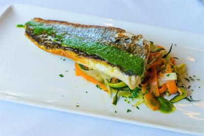 منارک سولتن اپاردتل