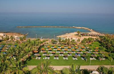 است گئورج هتل اند اسپا ریزرت