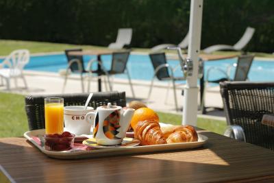 هتل ل سکستانت