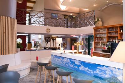 هتل ل سکستانت