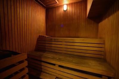 پنینسولا اکسلسیور هتل