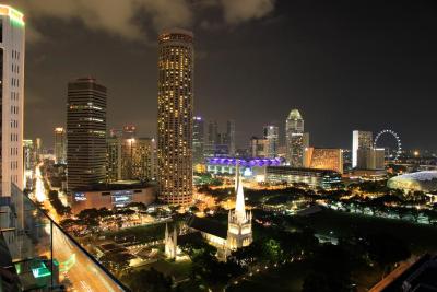 پنینسولا اکسلسیور هتل