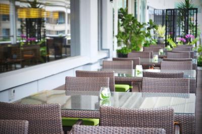 پنینسولا اکسلسیور هتل