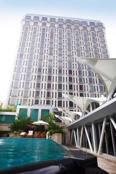 پنینسولا اکسلسیور هتل