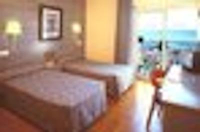 گولدن تاوروز اکواپارک ریزرت