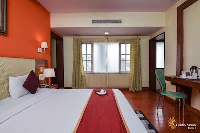 گولدن مترو هتل