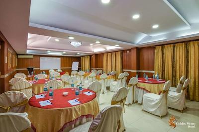 گولدن مترو هتل