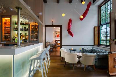 د آلفن بوتیک هتل