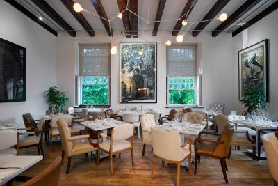 د آلفن بوتیک هتل