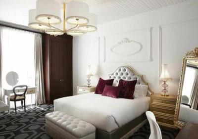 د آلفن بوتیک هتل