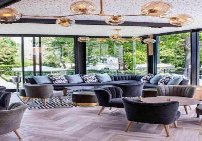 د آلفن بوتیک هتل