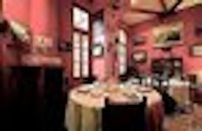 ربینسُن کروسُ این والپاریسُ هرتیتاج