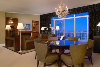 د بورلی هیلتون