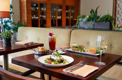 د بورلی هیلتون