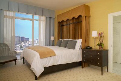 د بورلی هیلتون