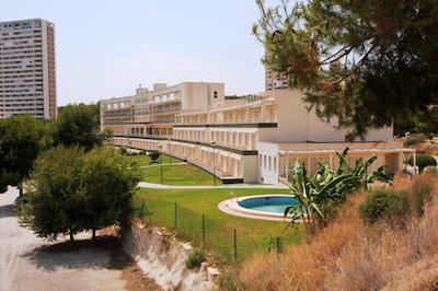 پیر اند واکانسز رسیدنس بنیدرم پنینت