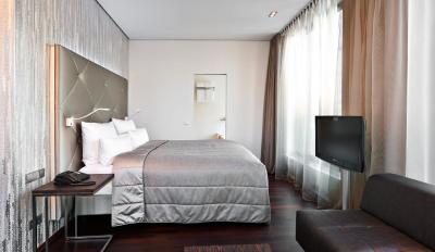 کسمو هتل برلین میت