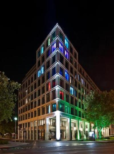 کسمو هتل برلین میت