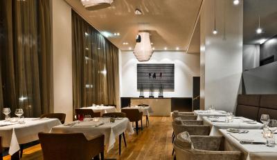 کسمو هتل برلین میت