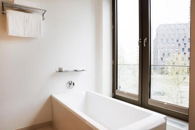 کسمو هتل برلین میت