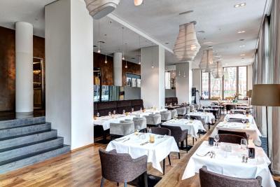 کسمو هتل برلین میت