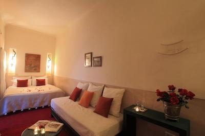 ماراکچ ریادز دار سارا اند سارا اسریرا