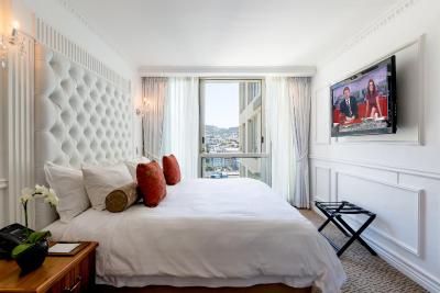 پپرکلوب هتل اند اسپا