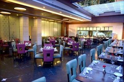 گولدن تولیپ لوکنو