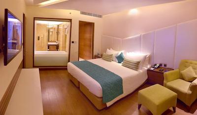 گولدن تولیپ لوکنو