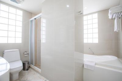 فاچارا سوئیتز