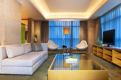 د وستین شنزهن نانشان