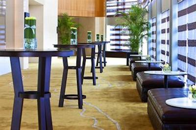 د وستین شنزهن نانشان