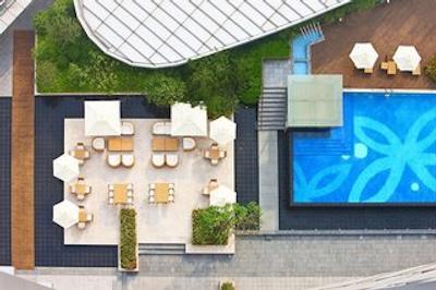 د وستین شنزهن نانشان