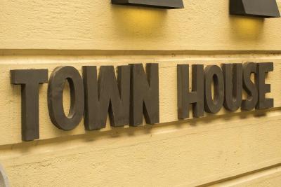 تونهوس 33 بوتیک هتل