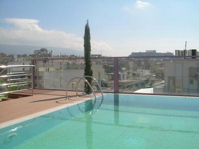 نووس سیتی هتل