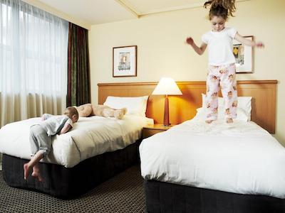 ریجز ورلد اسکوار