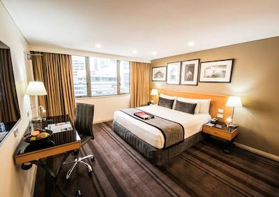 ریجز ورلد اسکوار