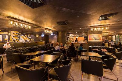 ریجز ورلد اسکوار