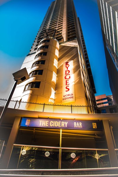 ریجز ورلد اسکوار