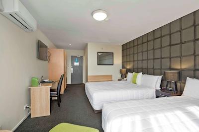 کوالیتی هتل المز