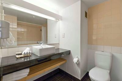 کوالیتی هتل المز