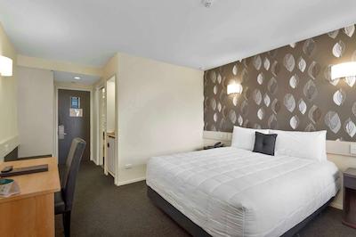 کوالیتی هتل المز