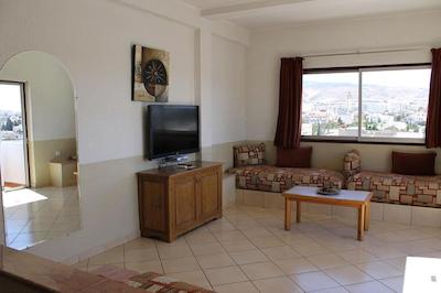 استودیتل افود